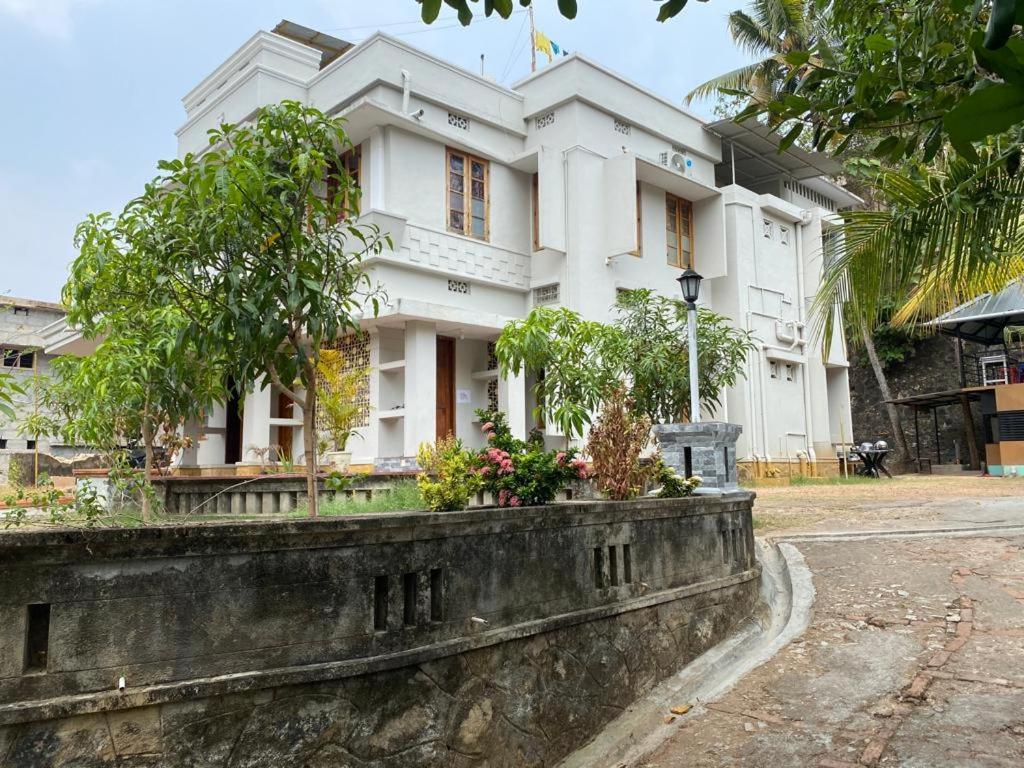Ormayidam Residency Thiruvananthapuram Exterior photo
